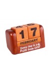 Calendar din lemn pentru birou - Every day is a gift from God - GDC02-602