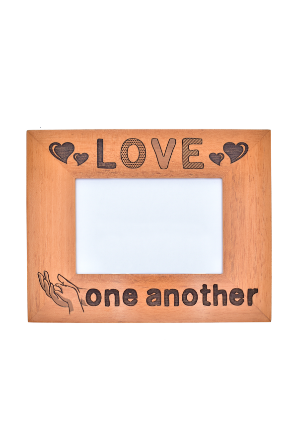 Ramă foto din lemn - Love one another - EF05-85